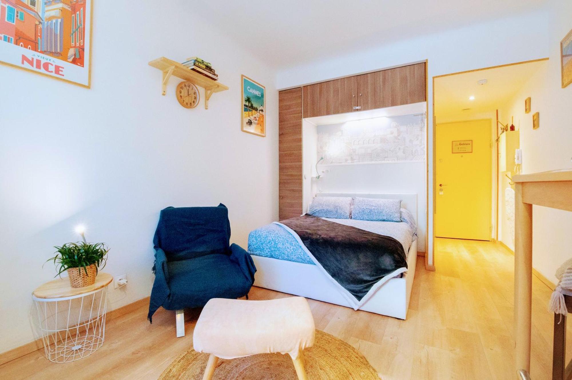 דירות ניס Haliviera - Golden Square, 1Min From Beach מראה חיצוני תמונה